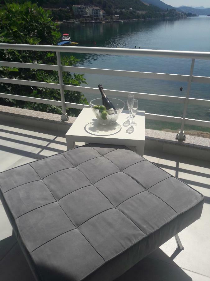 Apartments Villa Plava Klek Exteriör bild